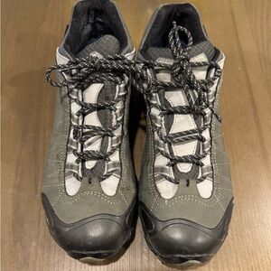 Oboz Hiking Shoes Women’s 13 Wide Gray Trail Outdoor Waterproof Low Cut